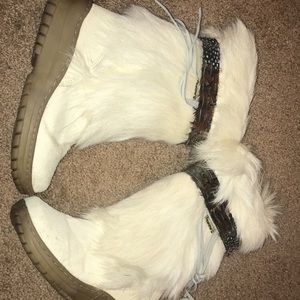 Bearpaw Kola Fur White Boots